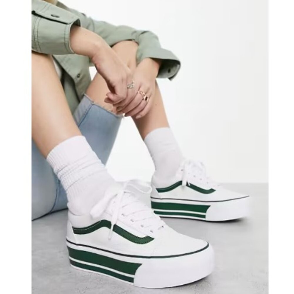 Vans EUC Size 7.5 Old Skool Stackform Sneakers